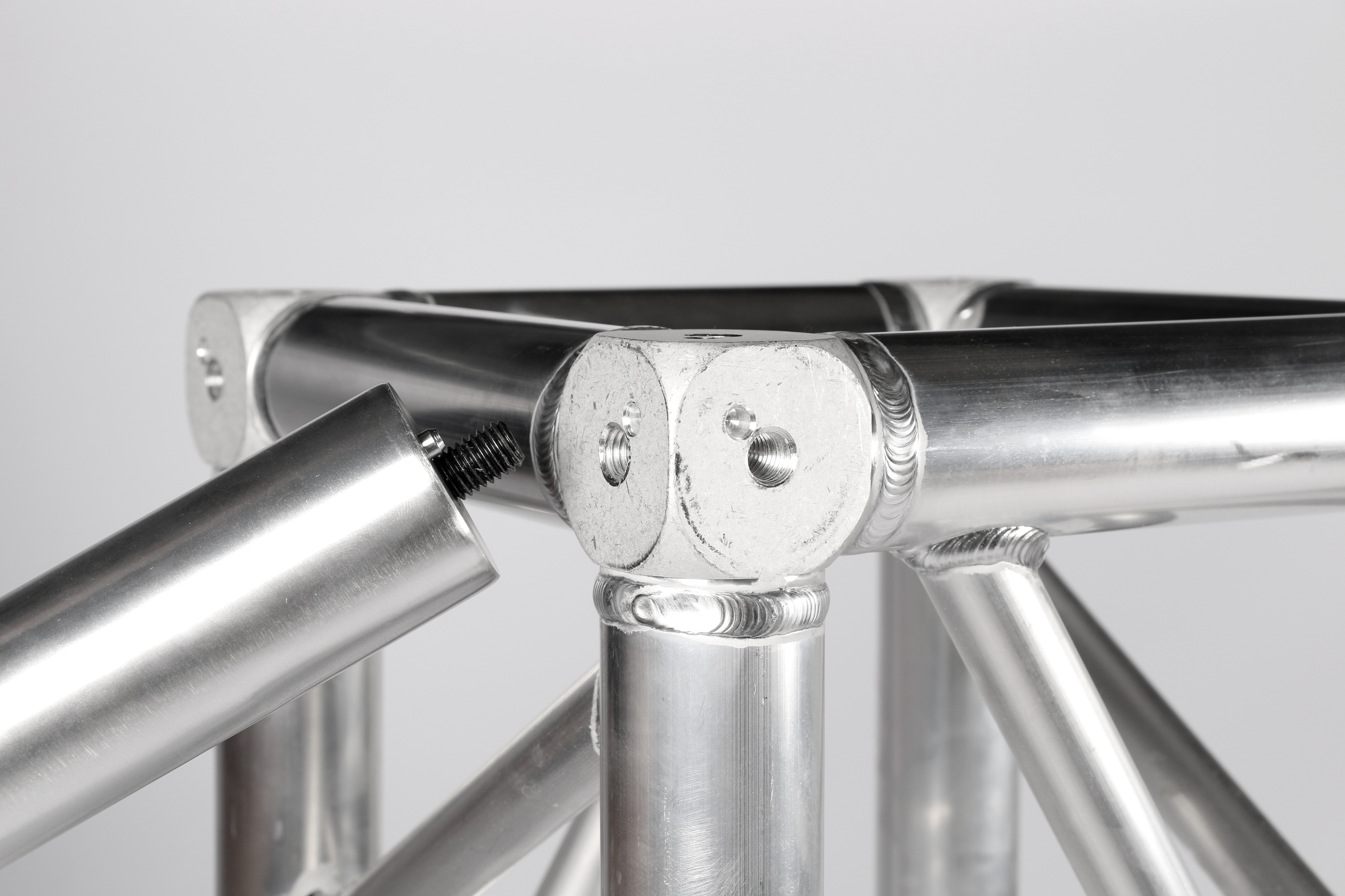 F44 Spacer 100mm für Boxcorner